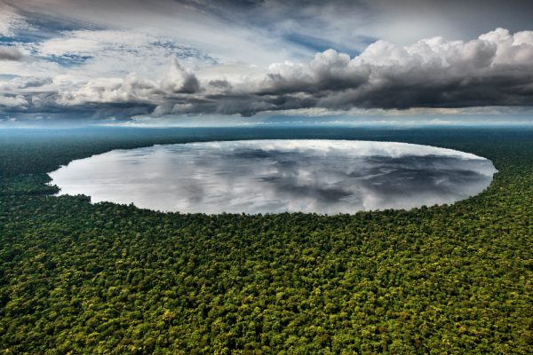 Lake Télé (community reserve of the Lake Télé Likouala-aux-Herbes), department of Likouala, Republic of Congo (Congo-Brazzaville) (1°20'45.48"N - 17° 9'8.37"E).